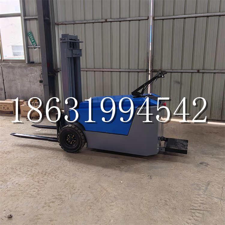 康定市全电动叉车插腿式堆高车液压装卸车1.5吨升高小型站驾式铲车